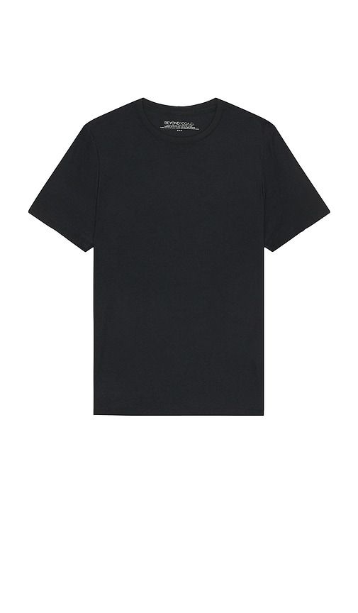 Always Beyond Crew Tee 2.0 in Blue. - size L (also in M, S, XL/1X, XXL/2X) - Beyond Yoga - Modalova
