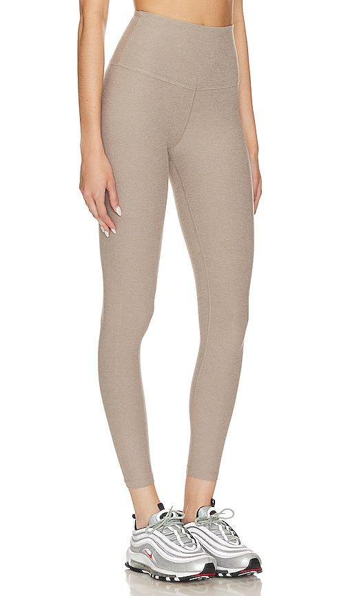 Spacedye Caught in The Midi High Waisted Legging in Tan. - size L (also in XL) - Beyond Yoga - Modalova