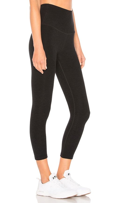 Spacedye High Waisted Capri in Black. - size L (also in S, XL, XS) - Beyond Yoga - Modalova