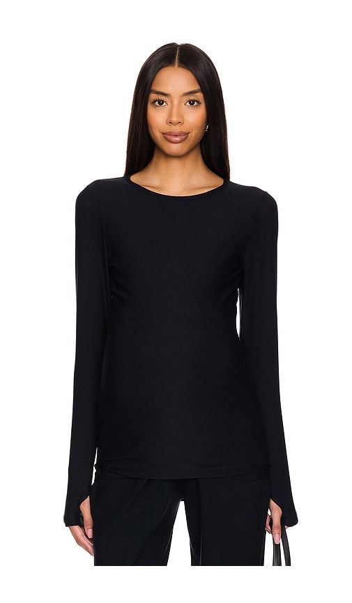 Featherweight Count On Me Maternity Crew Pullover Top in Black. - size S (also in XS) - Beyond Yoga - Modalova