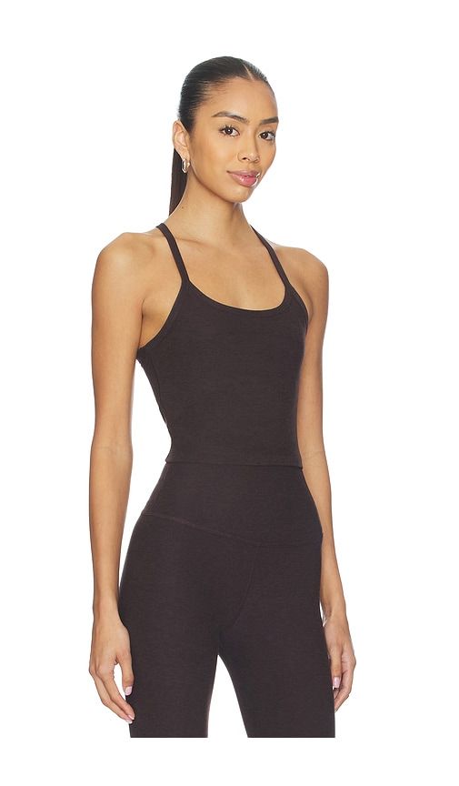 Spacedye Slim Racerback Cropped Tank Top in Chocolate. - size M (also in S, XL, XS) - Beyond Yoga - Modalova