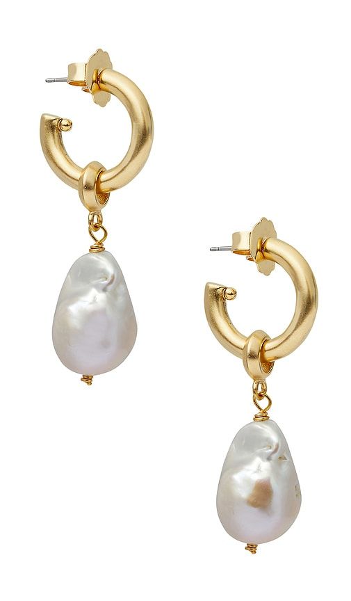Favorite Pearl Hoops in Metallic - Brinker + Eliza - Modalova