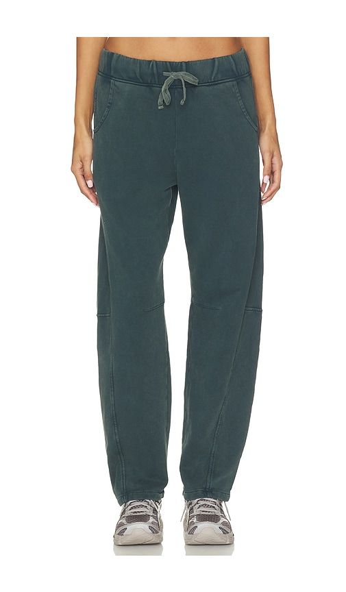 Barrel Leg Sweatpant in Navy. - size XS (also in S, M, L, XL) - Bobi - Modalova