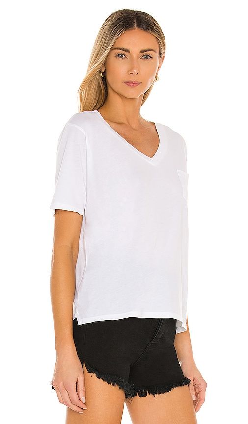 Light Weight Jersey V Neck Pocket Tee in . - size L (also in XS) - Bobi - Modalova