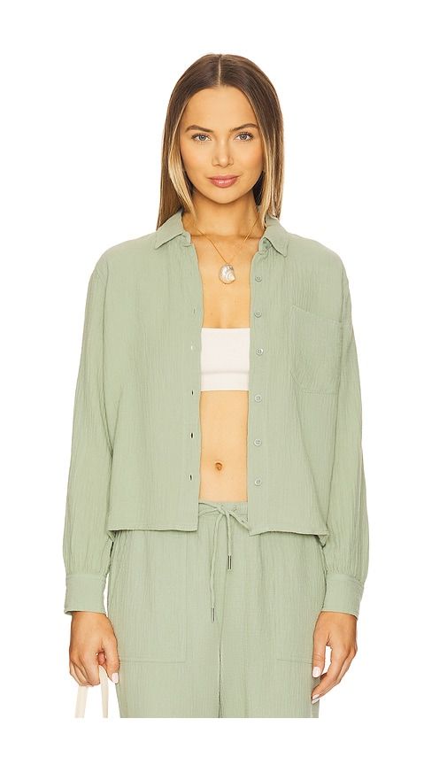 Cropped Button Up Shirt in Sage. - size L (also in M, S, XL, XS) - Bobi - Modalova