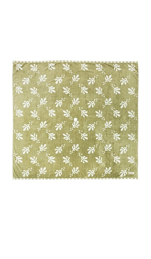Beach Blanket in Beno?t Jade Green Jacquard in Sage - business & pleasure co. - Modalova