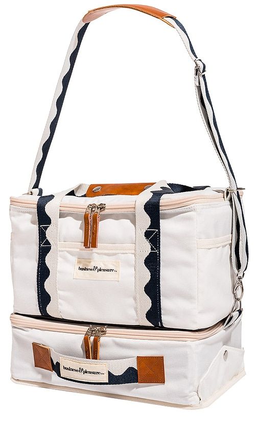 Picnic Set in White - business & pleasure co. - Modalova