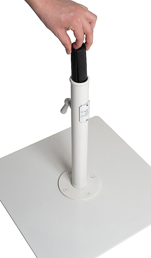 Classic Base in White - business & pleasure co. - Modalova