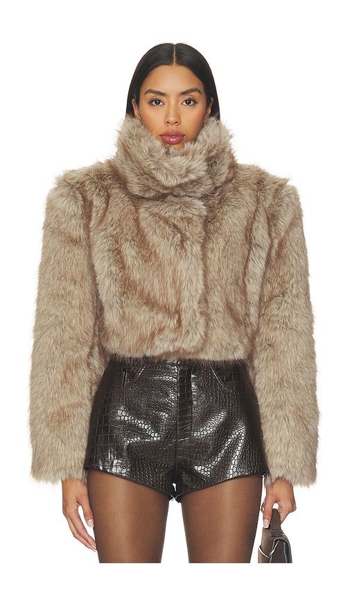 Cropped Faux Fur Jacket in Tan. - size S (also in XS, M, L, XL) - Bronx Banco - Modalova