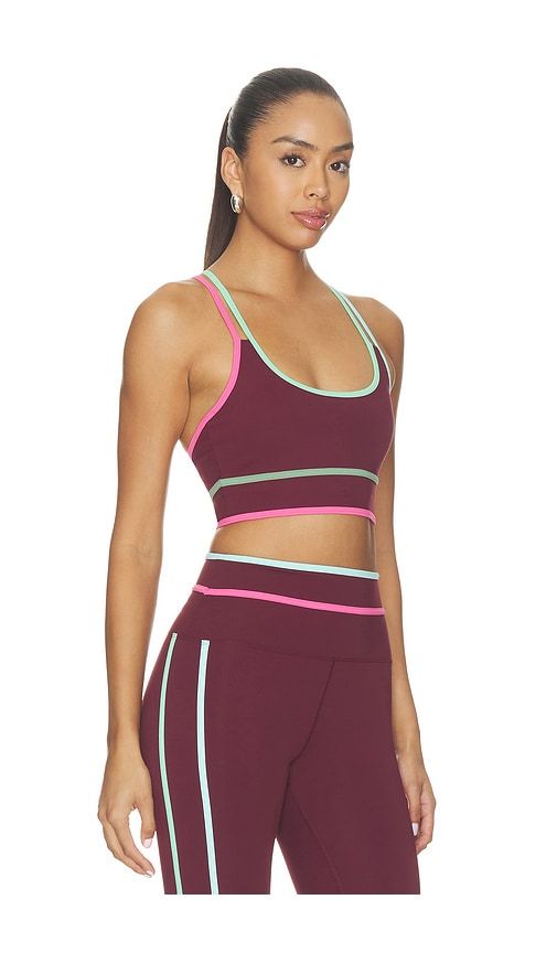 Anari Sports Bra in Wine. - size L (also in M, S, XS) - BEACH RIOT - Modalova