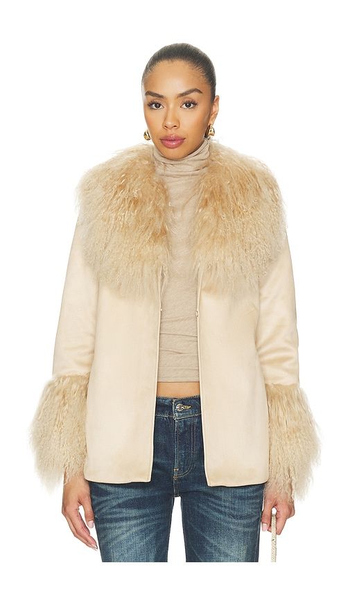 Gigi Shearling Jacket in Beige. - size L (also in M, S, XL, XS) - Bubish - Modalova