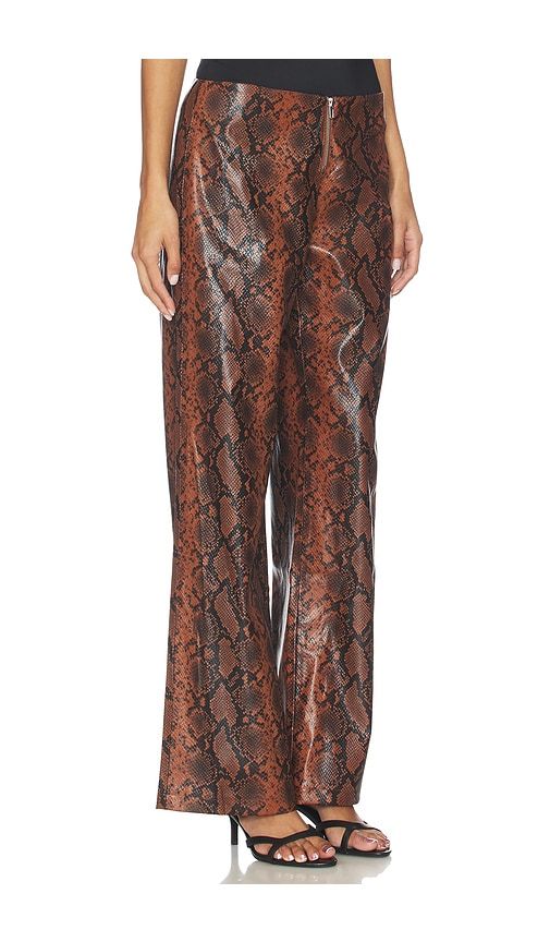 X REVOLVE Xaavier Pant in Brown. - size M (also in S, XS) - BY.DYLN - Modalova