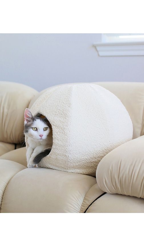 Moon Pet Cave in - Catenary Home - Modalova