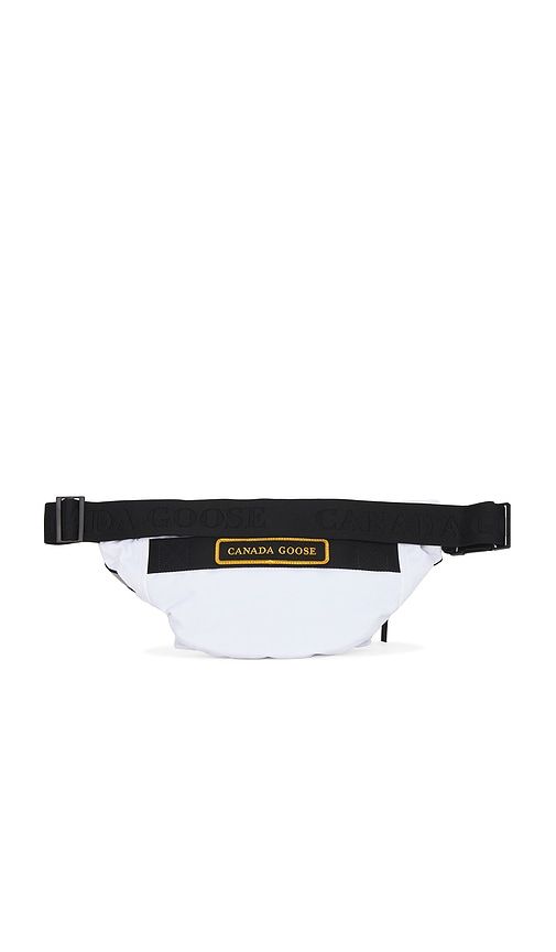 Canada Goose Waist Pack in White - Canada Goose - Modalova