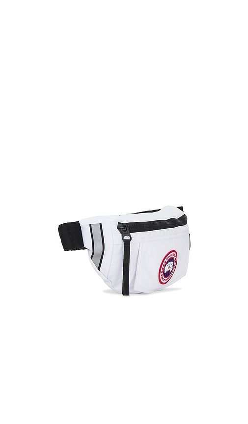Canada Goose Waist Pack in White - Canada Goose - Modalova