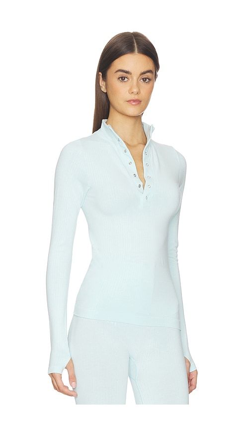 Vail Baselayer Top in Baby Blue. - size M/L (also in XS/S) - CORDOVA - Modalova
