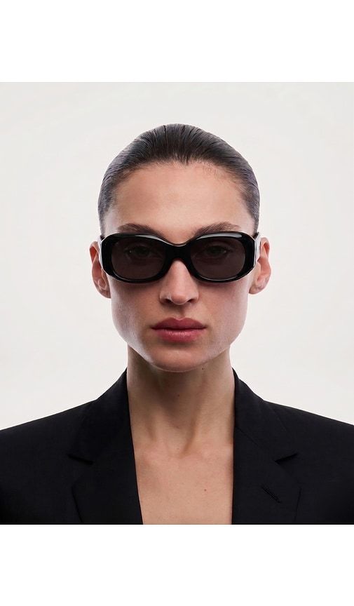 Chimi Halo Sunglasses in Black - Chimi - Modalova
