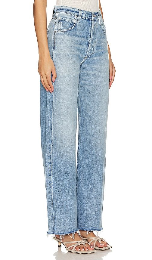 Ayla Split Hem Jeans in Denim-Medium. - size 31 (also in 33) - Citizens of Humanity - Modalova