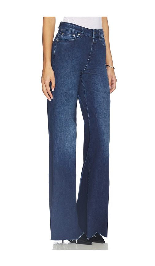 Glow Up Wide Leg Jeans in Blue. - size 23 (also in 30, 31, 32) - CLOSED - Modalova