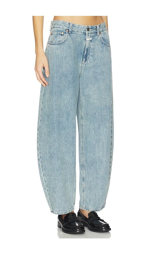 Jazzie Barrel Jeans in Blue. - size 26 (also in 32) - CLOSED - Modalova