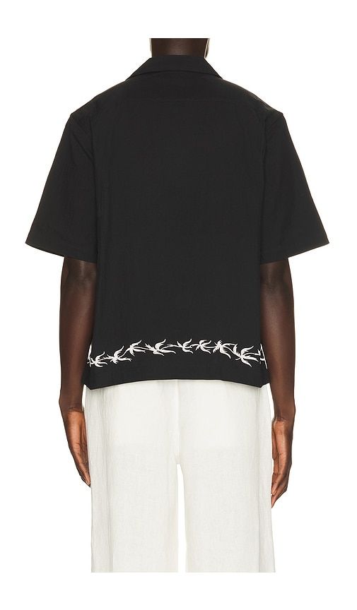Palm Embroidery Bowling Shirt in . - size L (also in M, S, XL/1X, XXL/2X) - Commas - Modalova