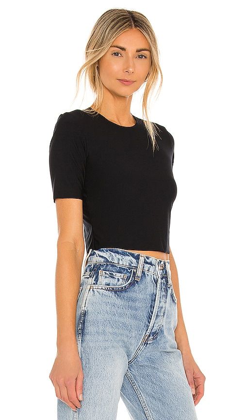 Butter Cropped Tee in . - size M (also in S, XL, XS) - Commando - Modalova