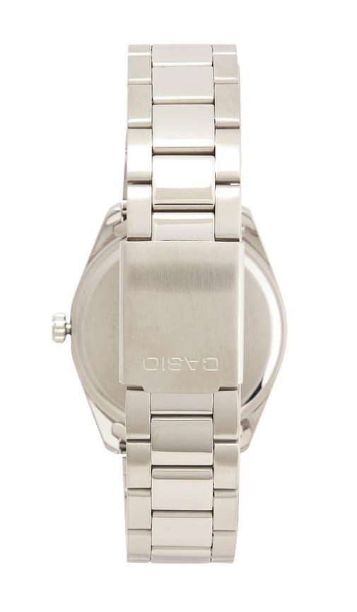 MTP1302 Series Watch in Metallic - Casio - Modalova