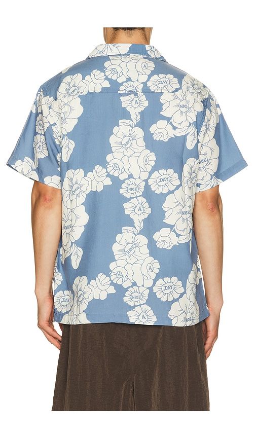 Nice Day Resort Shirt in . - size L (also in M, S, XL/1X) - Critical Slide - Modalova