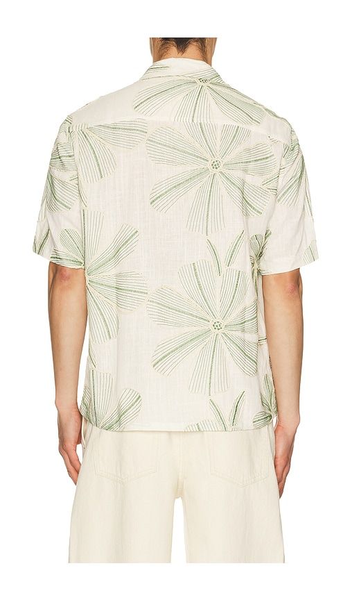 Linen Applique Short Sleeve Shirt in Nude. - size L (also in M, S, XXL/2X) - Corridor - Modalova