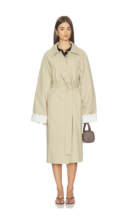 Cubic London Trench Coat in Beige - Cubic London - Modalova