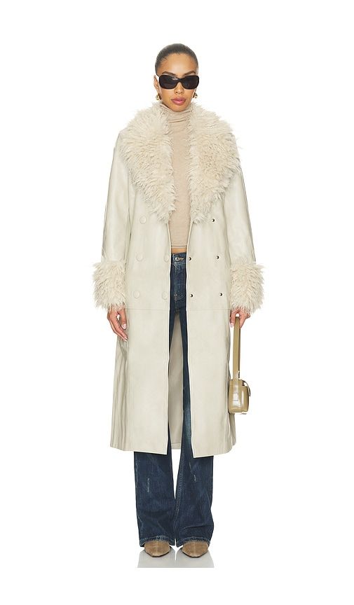 Poseyra Coat in . - size L (also in M, S, XS) - Curaae by Elliatt - Modalova