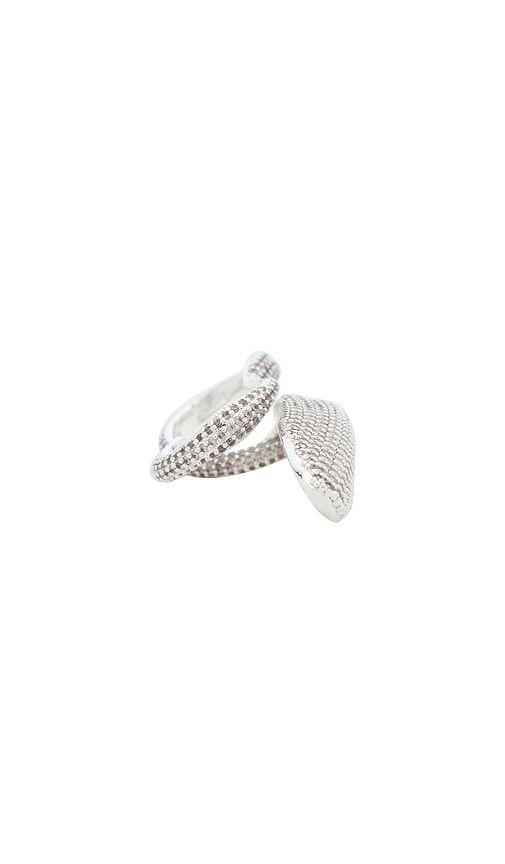 Fiore Ring in White. - size 6 (also in 8) - Cult Gaia - Modalova