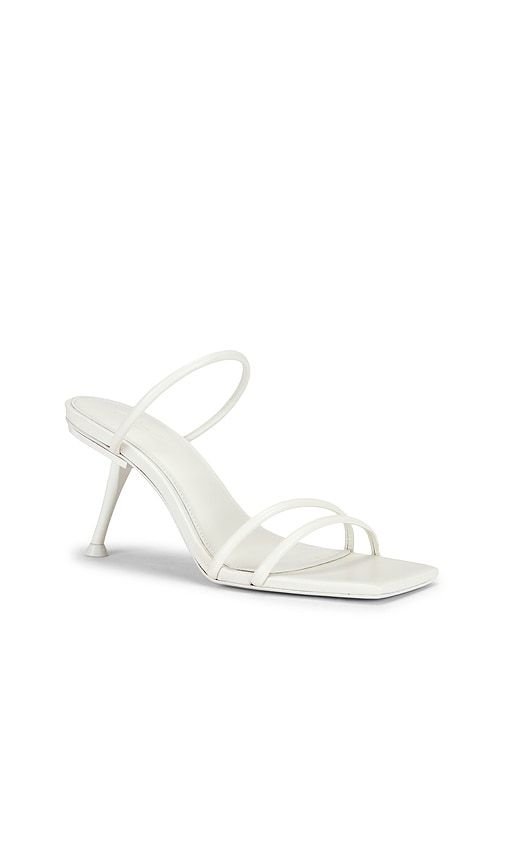 Lydia Sandal in White. - size 36 (also in 37.5, 38, 38.5, 40) - Cult Gaia - Modalova