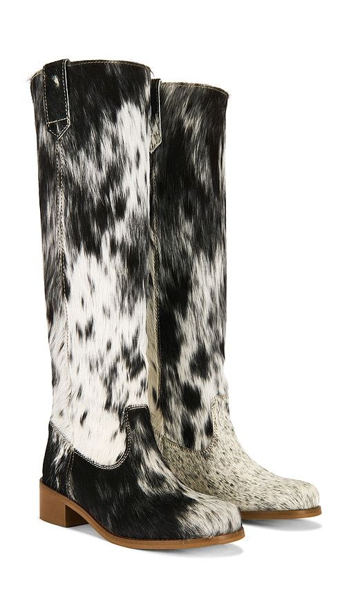 Ann Gaucho Boot in ,. - size 37 (also in 38) - Dico Copenhagen - Modalova