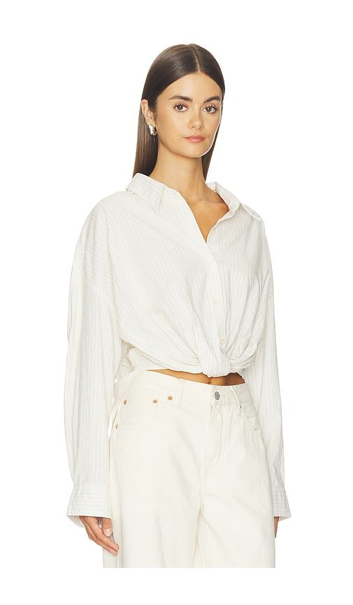 Twisted Front Shirt in Ivory. - size M (also in S, XL) - Denimist - Modalova