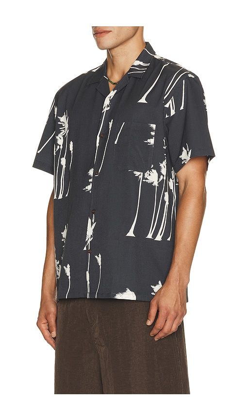 Hurricane Palm Stretch Buttonup in . - size L (also in M, S, XL/1X) - Duvin Design - Modalova