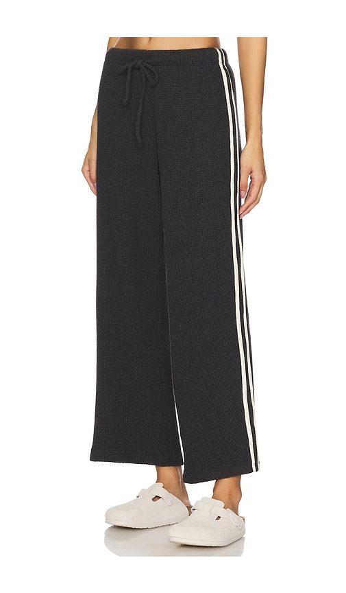 Thermal Stripe Cropped Pant in Charcoal. - size L (also in M, S, XL, XXS) - DONNI. - Modalova