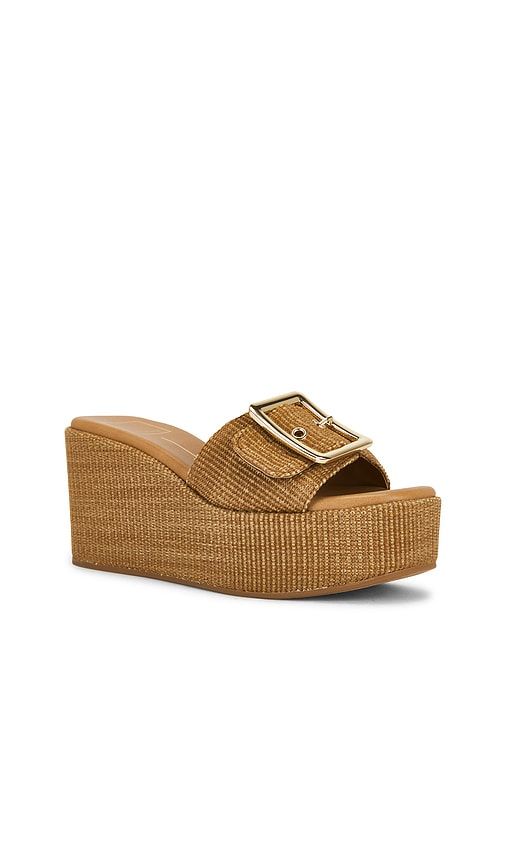 Jilian Sandal in Tan. - size 7.5 (also in 8.5, 9.5) - Dolce Vita - Modalova