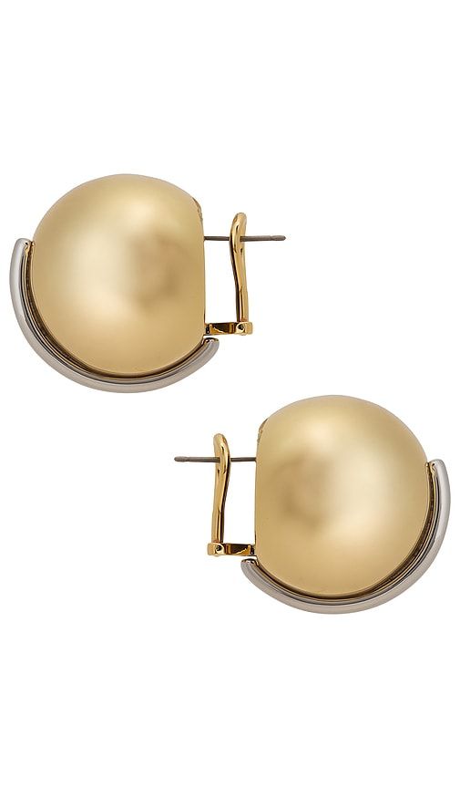 Jane Oversized Stud Earrings in Metallic - Demarson - Modalova