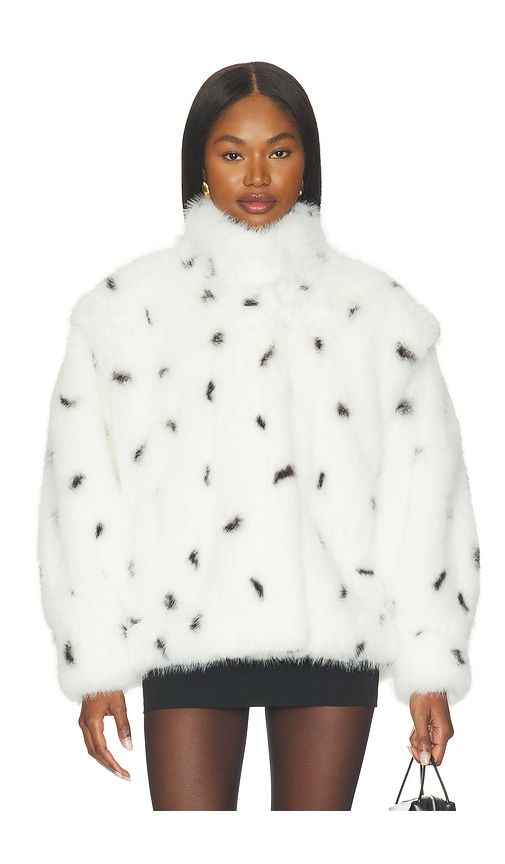 Katja Faux Fur Jacket in Cream. - size S (also in XS, M, L) - Ducie - Modalova