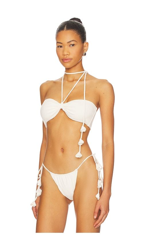 Eleanor Halter Bikini Top in Ivory. - size L (also in M) - DEVON WINDSOR - Modalova