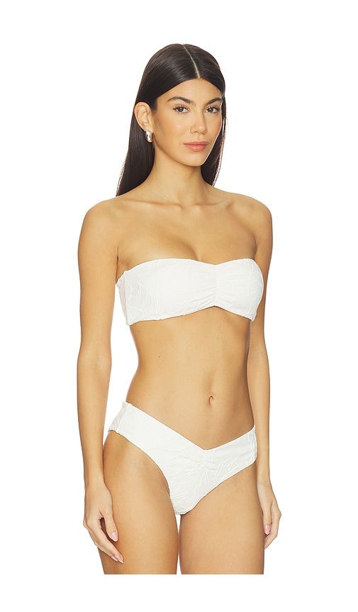 Navi Bikini Top in White. - size L (also in M, S, XL, XS) - DEVON WINDSOR - Modalova
