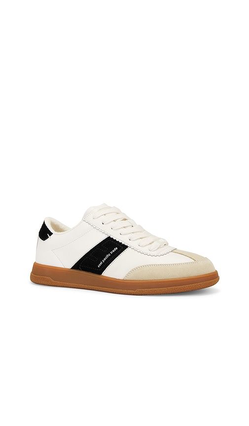 Santos Sneaker in White. - size 41 (also in 44) - East Pacific Trade - Modalova