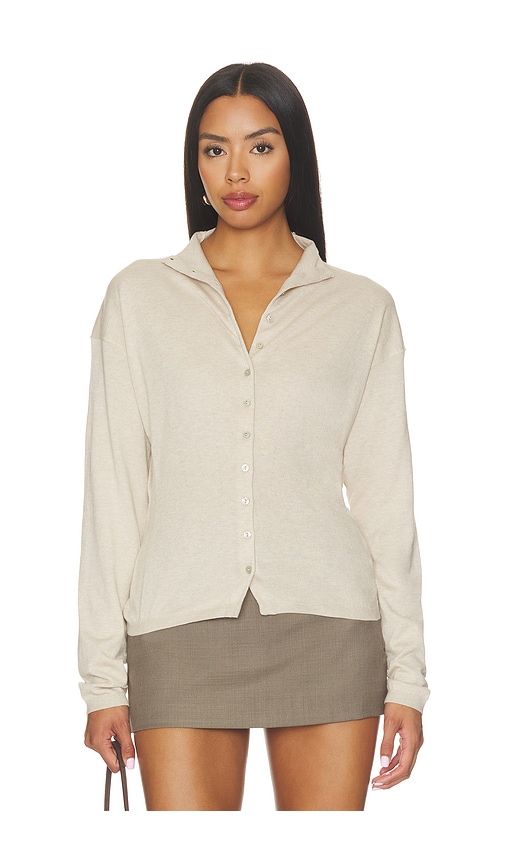 Kaycey Mock Neck Cardigan in Beige. - size M (also in S, XL, XS, XXS) - EAVES - Modalova