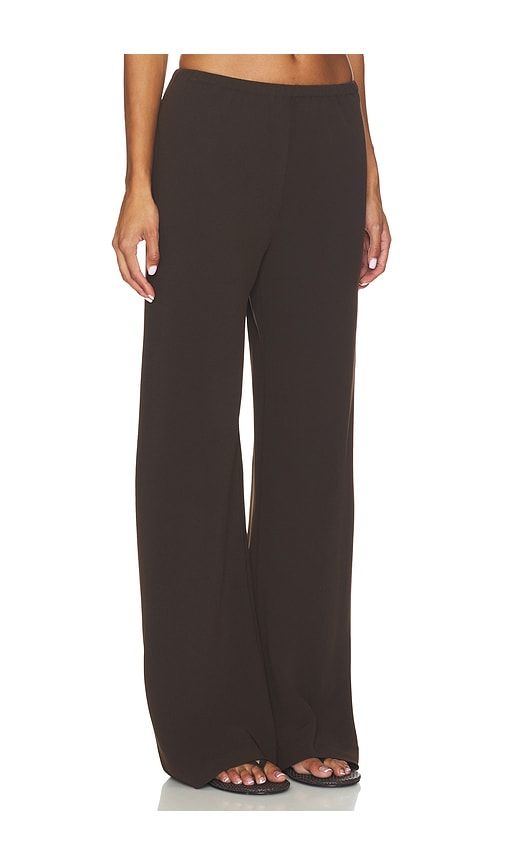 Loretta Crepe Bias Pant in Chocolate. - size L (also in M, S, XL, XS, XXS) - EAVES - Modalova