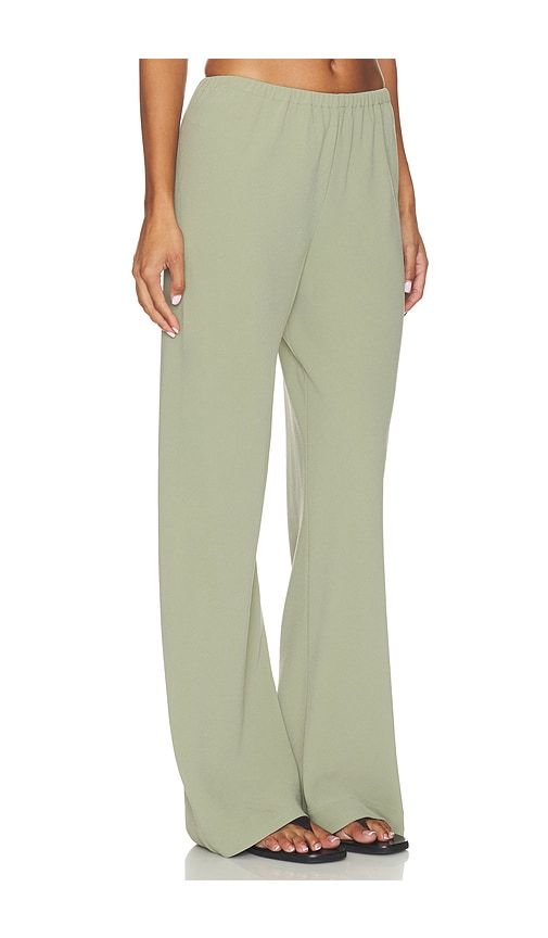 Loretta Crepe Bias Pant in Olive. - size L (also in M, S, XL, XS, XXS) - EAVES - Modalova