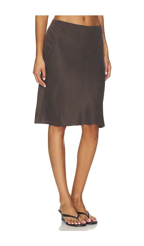 Romy Washed Silk Midi Skirt in Chocolate. - size M (also in S, XL, XS, XXS) - EAVES - Modalova