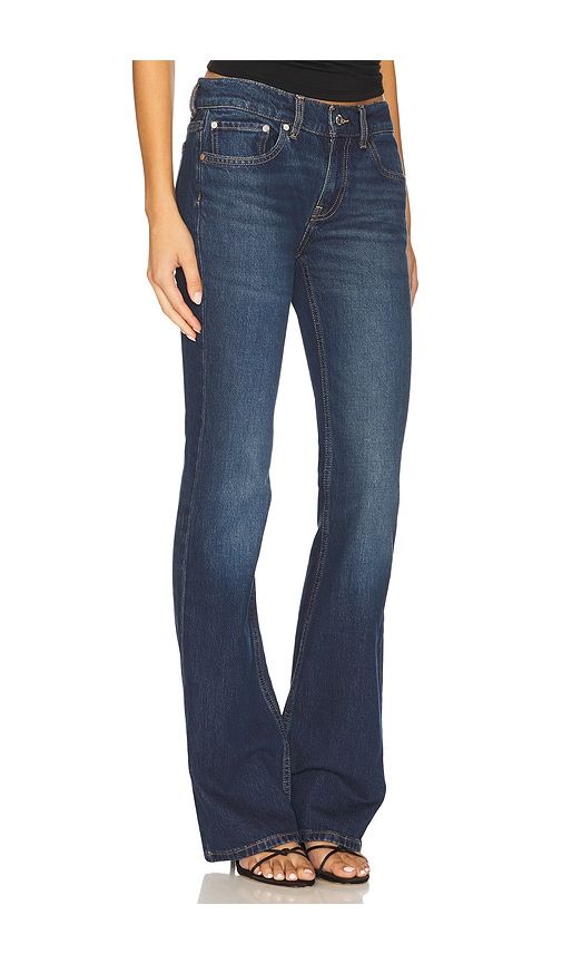 Maria Mid Rise Bootcut Jean in Blue. - size 23 (also in 24, 25, 26, 27, 28, 29, 30) - EB Denim - Modalova
