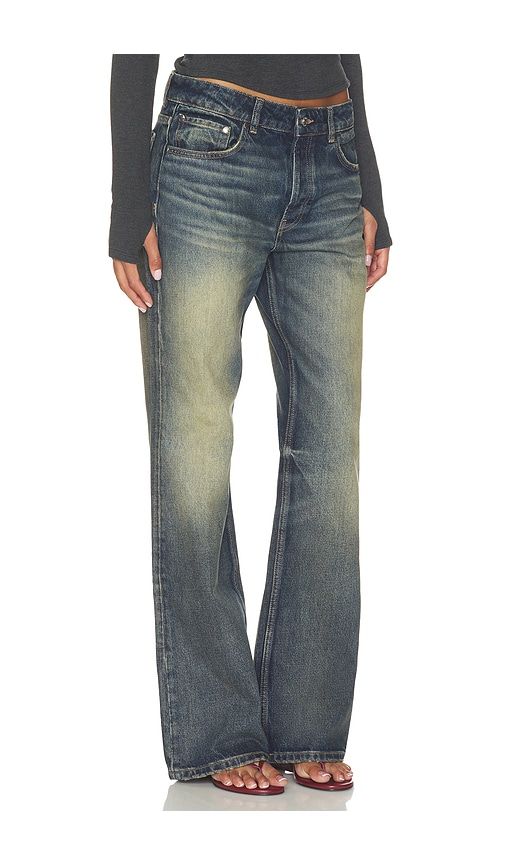 Rowan Mid Rise Flare Jean in Blue. - size 24 (also in 25, 27, 28) - EB Denim - Modalova