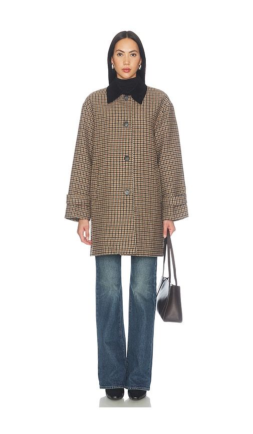 Atlas Cord Collar Coat in Beige. - size L (also in M, S, XL, XS) - Elodie the Label - Modalova
